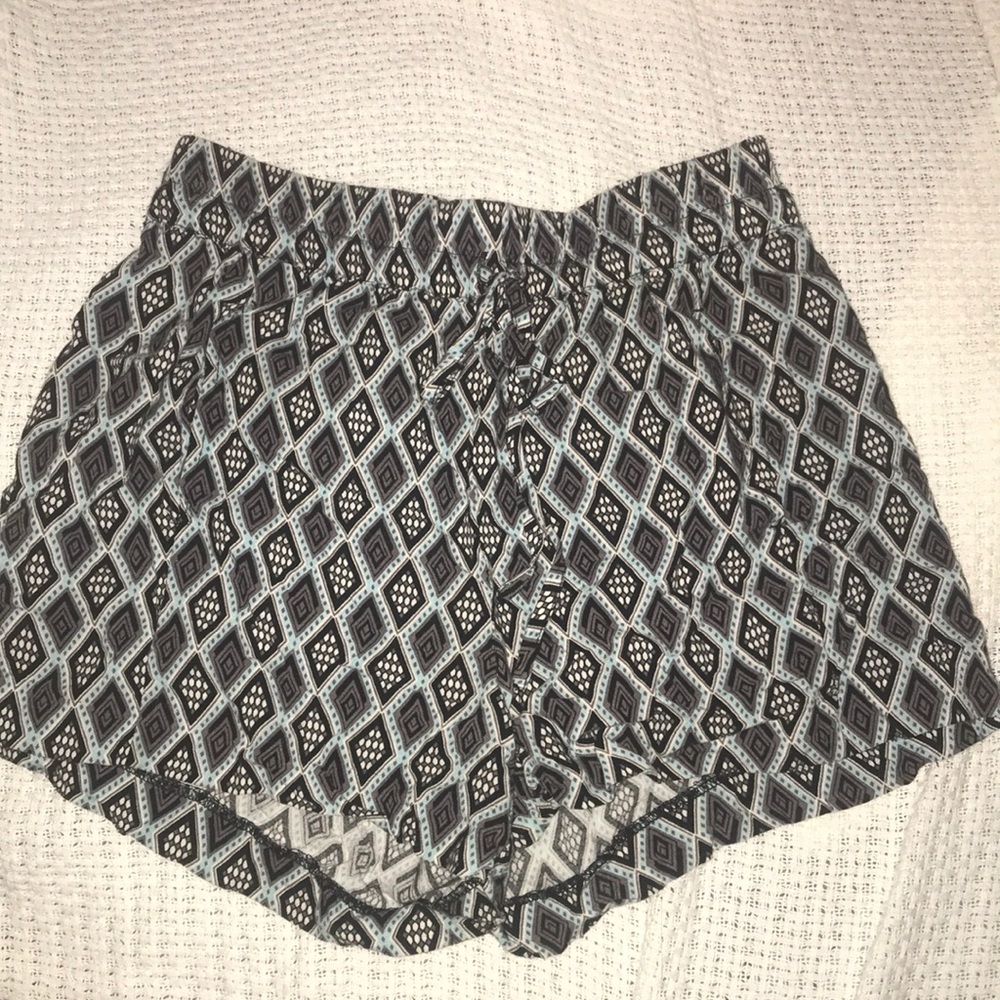 Philosophy pattern shorts.